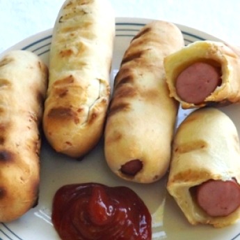 Chebe Grilled Hot Dog Roll-Up