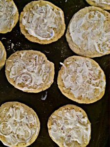 Chebe Smoked Salmon Pizzettes - Chebe Recipes